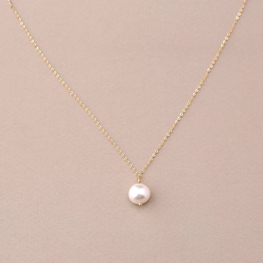 One Pearl Necklace